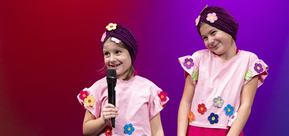 EIGENPRODUKTION FÜR KINDER VON 8 - 10 JAHREN